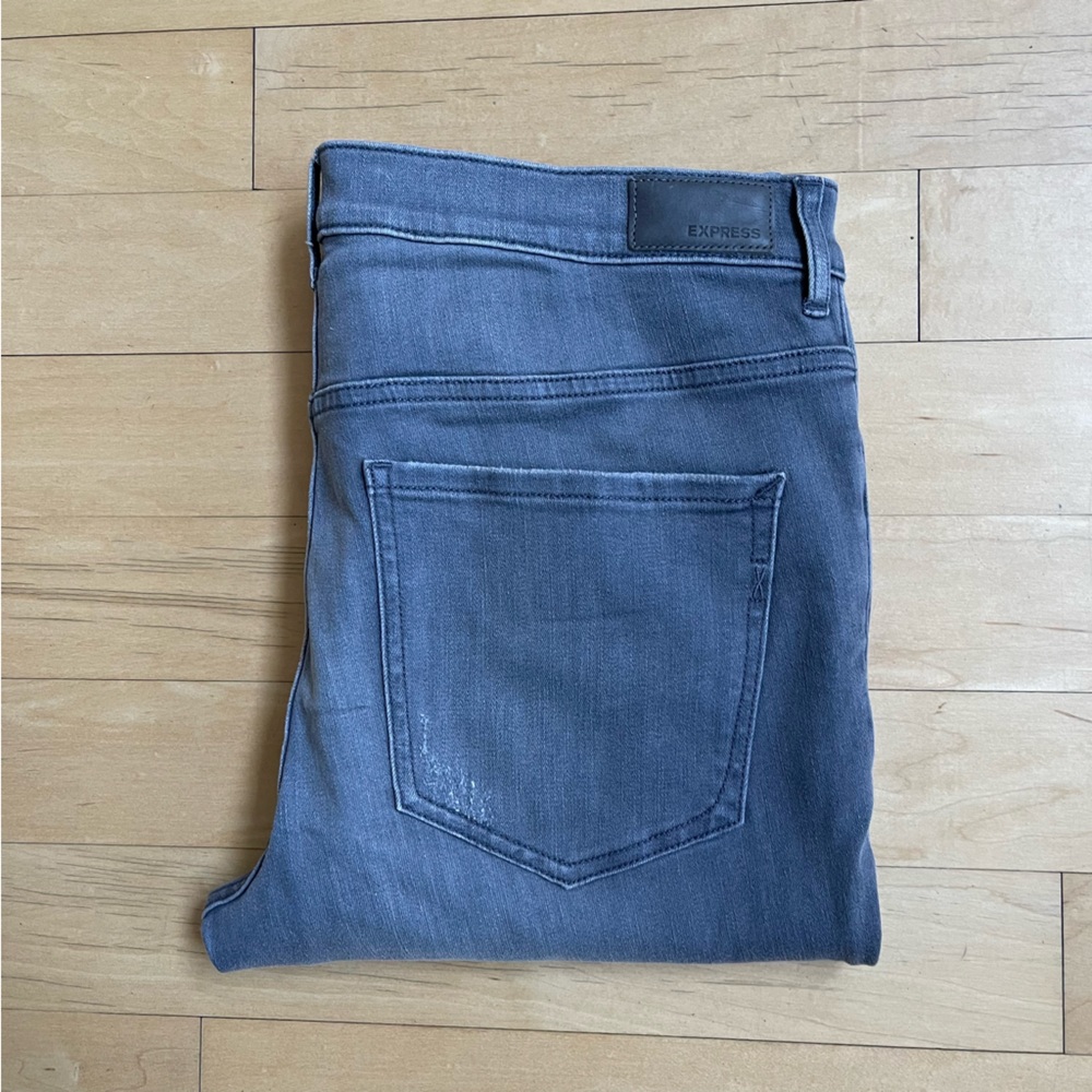 Express High Rise Jegging - Light Gray Distressed - Size 14R